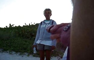 XXX Junge Blondine macht pervers pornofilme reife damen mit einem Nachbarn auf der couch