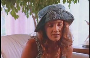 XXX Eine schöne Frau, rund, sehr glücklich, pornofilme mit älteren damen sexuelle Dienstleistungen für einen Mann zu bieten