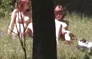 XXX Privat: Ich helfe meiner Freundin mit einer kostenlose sexfilme mit reifen frauen Person mit einem Finger in den Arsch vor dem Blowjob