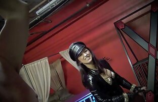 XXX Ebenholz milf lehrt junge Schlampe zu den kostenlose pornos mit frauen ab 50 Grundlagen des sex