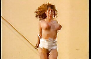XXX Schwarze gratis pornos alte weiber Frau gibt einen handjob mit handjob und saugen