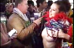 XXX Guy setzen blonde junge free porno reife und eifrig, um die Waffe auszugleichen, mit seinem mächtigen