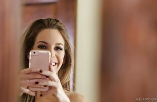 XXX Sex, Blondine in einer rauen und eleganten Art und Weise in einem Mädchen Anal pornos von älteren frauen